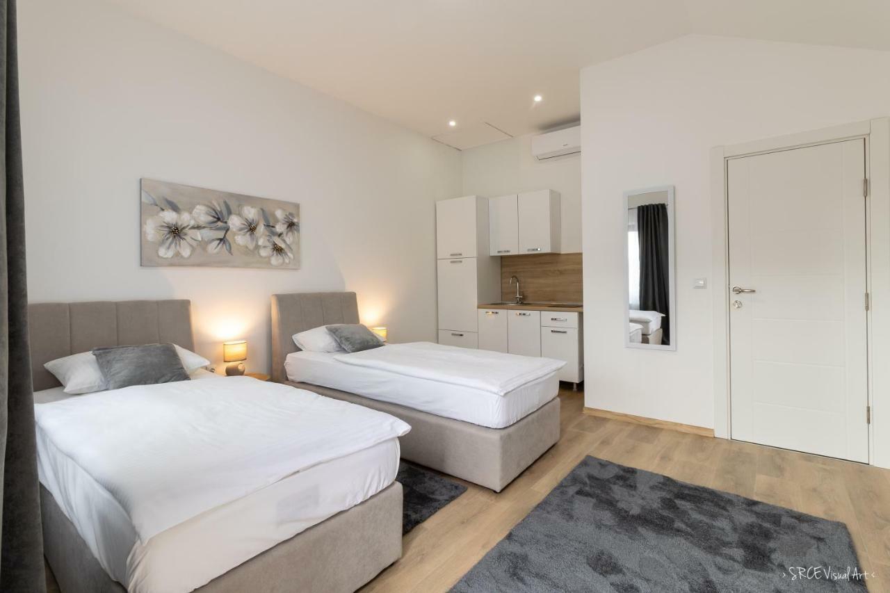 Apartmani Gundulic Ossero Esterno foto