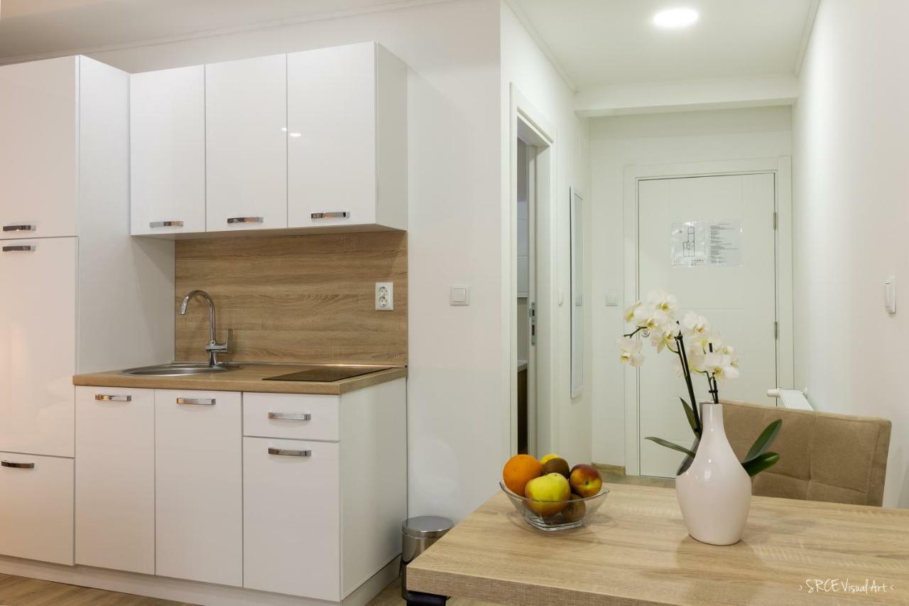 Apartmani Gundulic Ossero Esterno foto