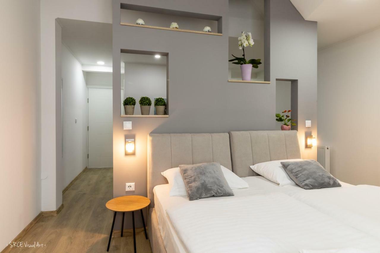 Apartmani Gundulic Ossero Esterno foto
