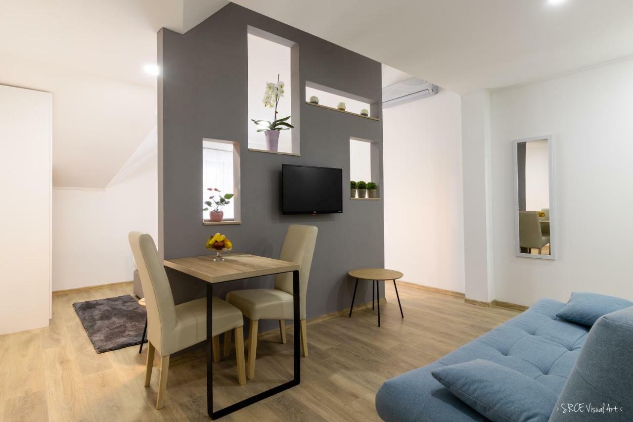 Apartmani Gundulic Ossero Esterno foto