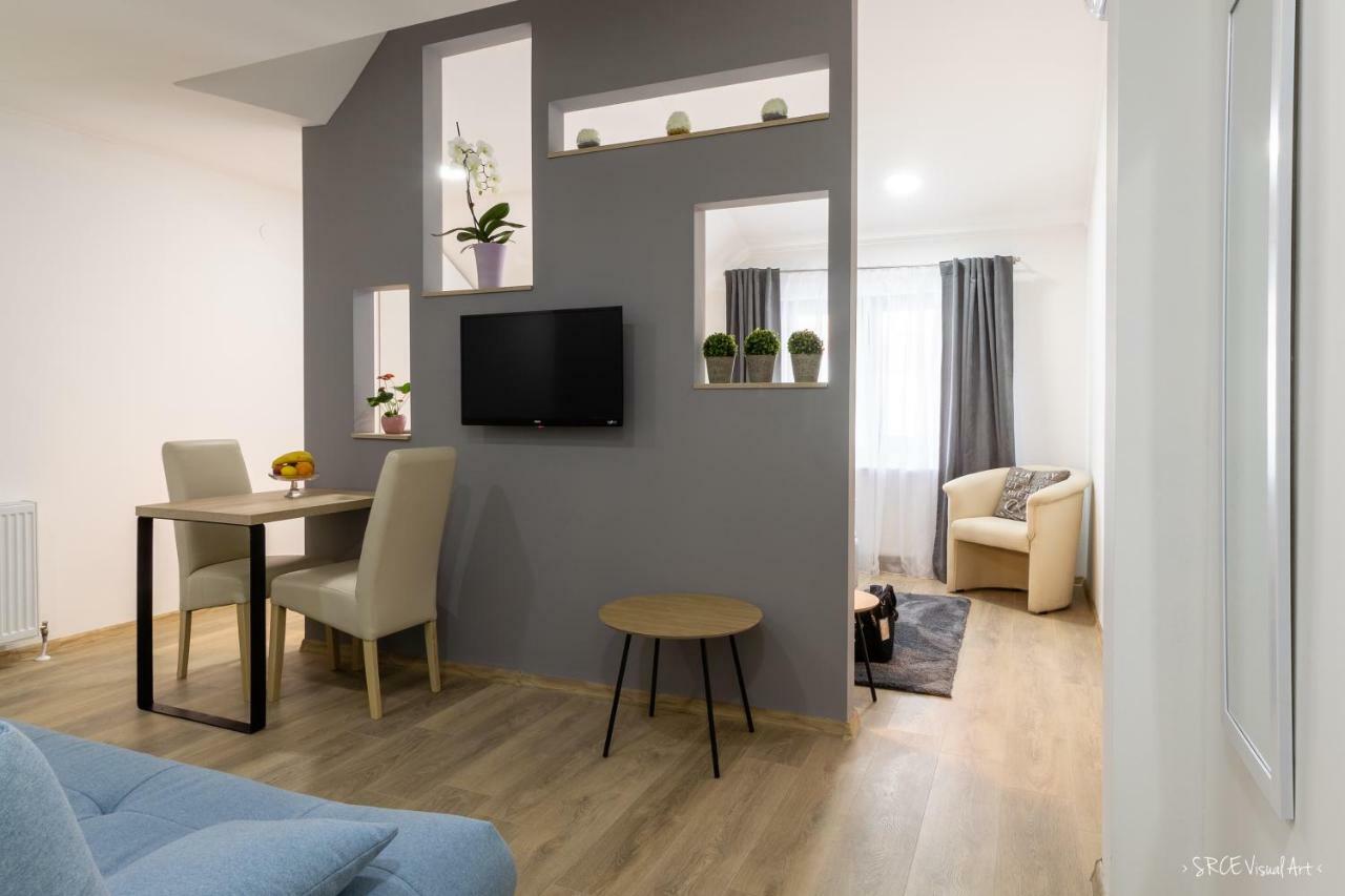 Apartmani Gundulic Ossero Esterno foto